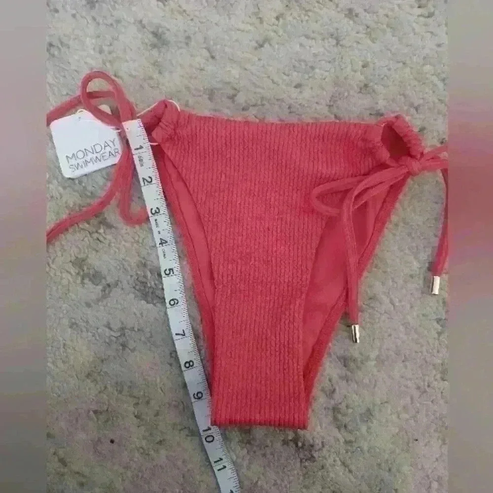 Monday Swimwear Women's Cala Conta Crinkle Sangria Orange Bottom P (0-2)